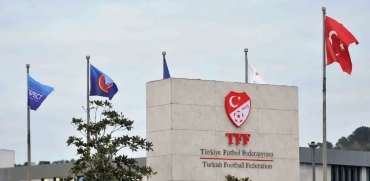 土耳其足坛1024名球员赌球事件始末,其中149人被判处8个月至1年不等的禁赛。